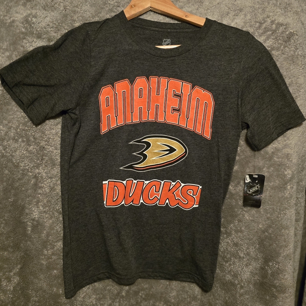 NHL Anaheim Ducks Charcoal Tee in Large